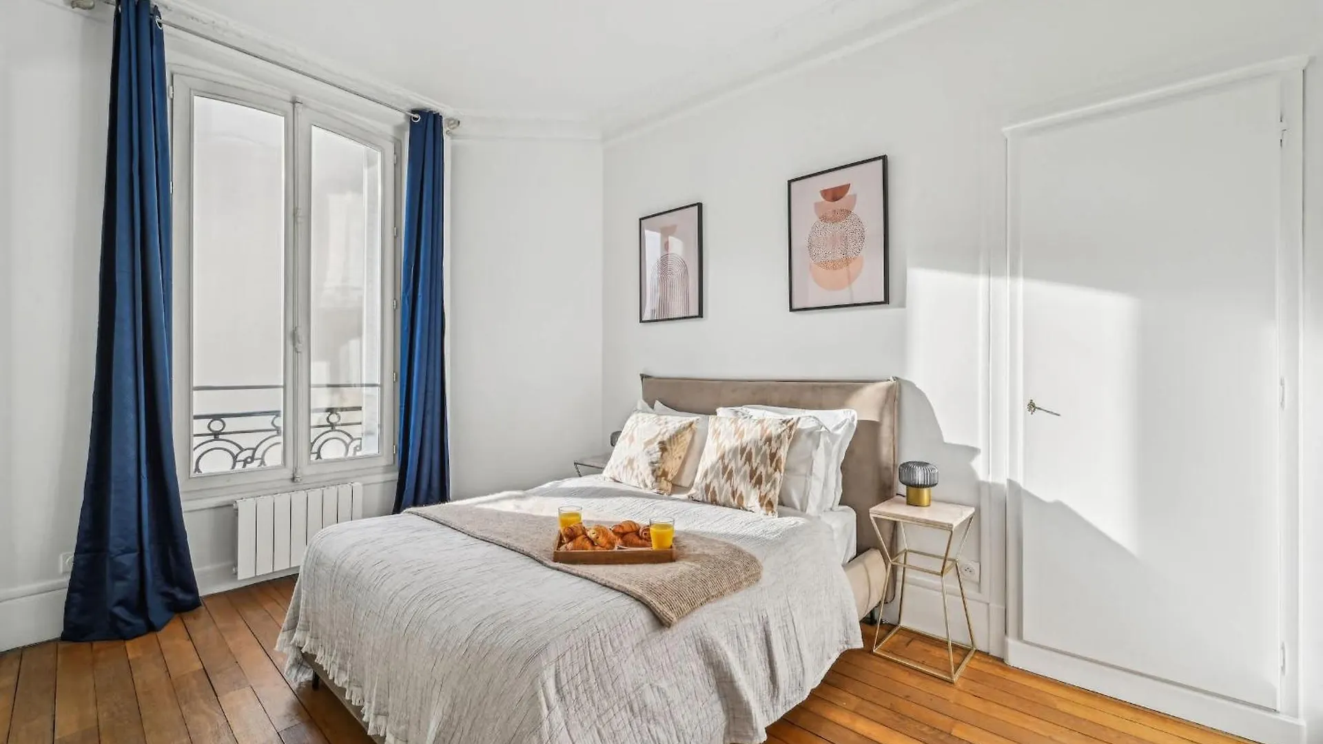 Lejlighed Bnbnova - 1Br -Eiffel Tower & Champs De Mars Paris